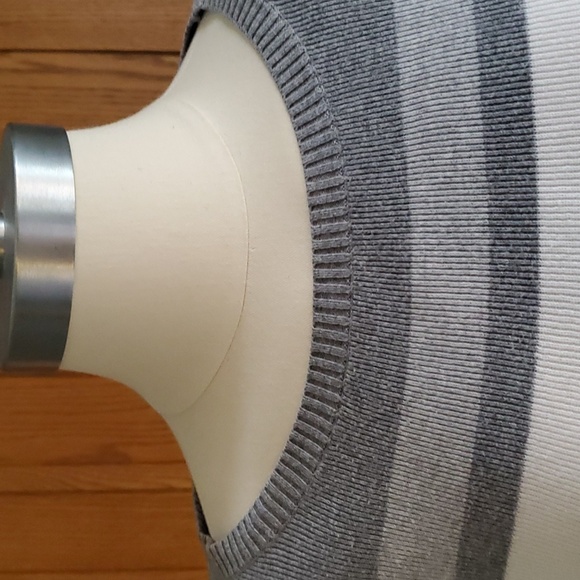 Tommy Hilfiger Sweater - Picture 3 of 5